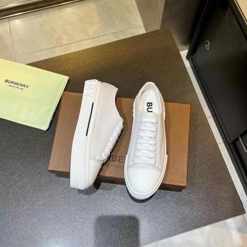 Burberry Low Shoes